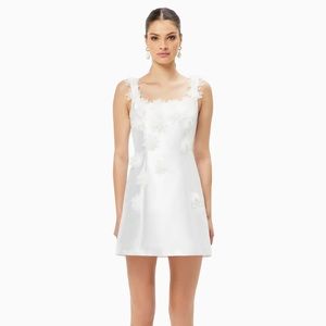 ELLIATT ELDER DRESS! Size M. Retails for $250+!